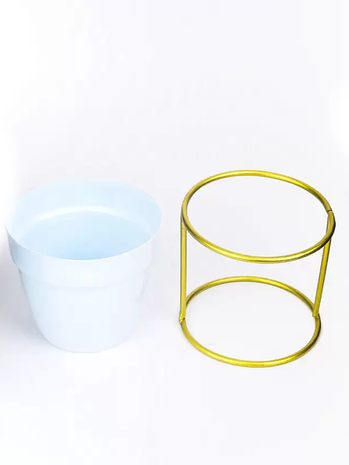 Galloy White oval metal desk planter with stand Plant Container Set (Metal)