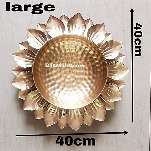 Galloy Cast Iron Round Flower Border Designer Decorative Lotus de Urli