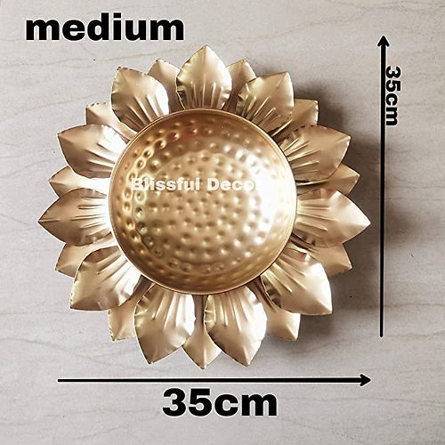 Galloy Cast Iron Round Flower Border Designer Decorative Lotus de Urli